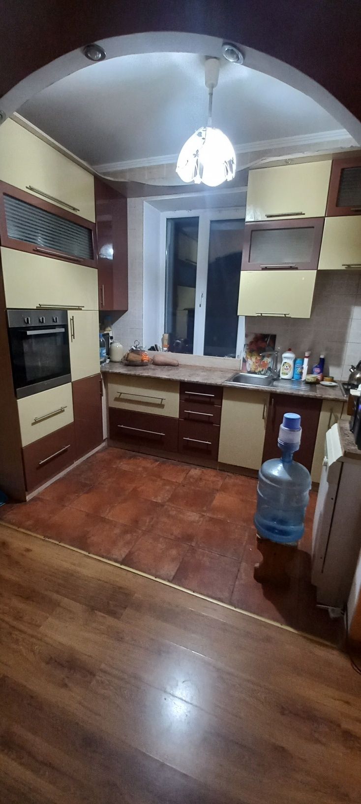 Продаж будинку в центрі на С.Бандери(Толстого)