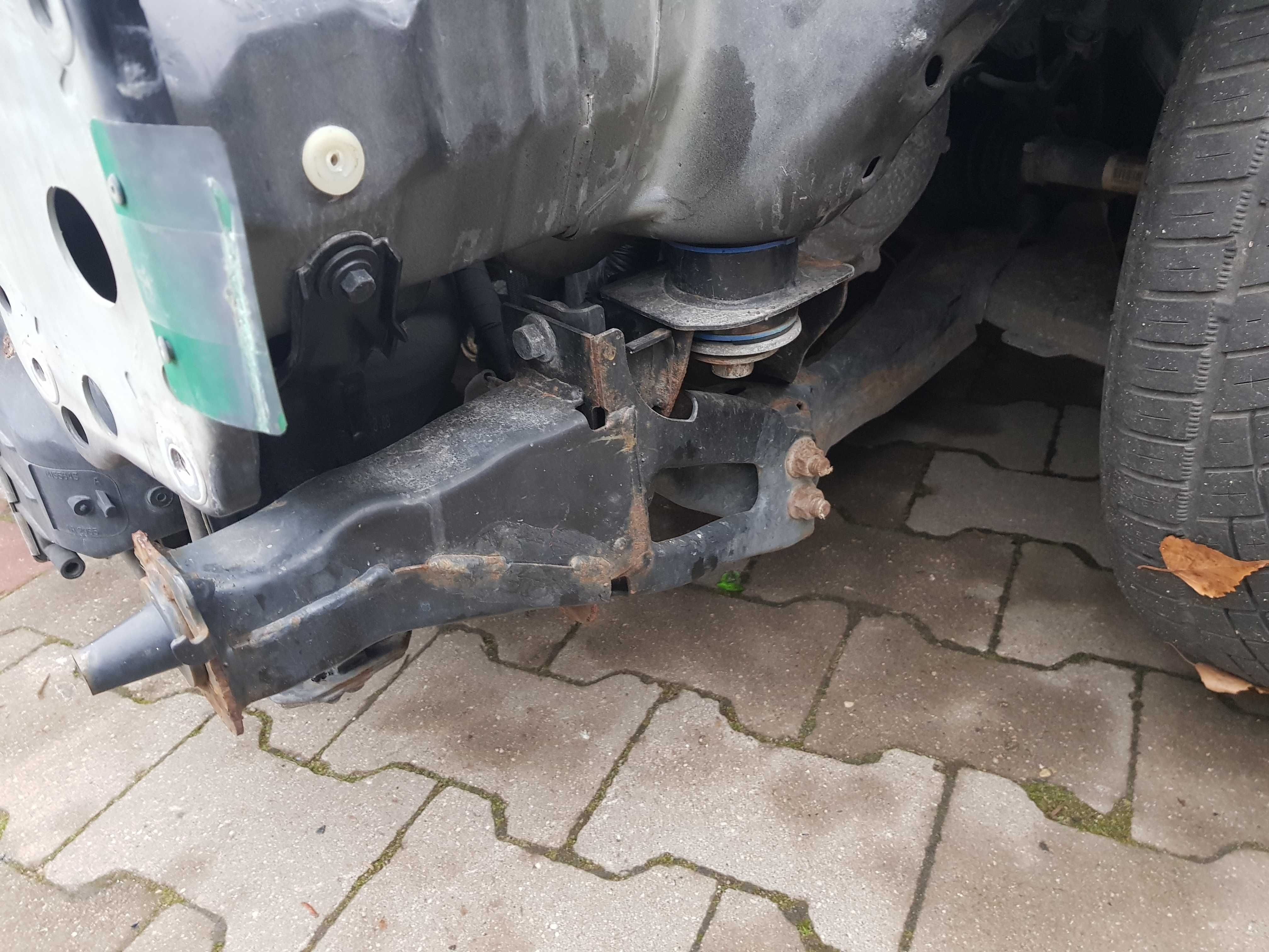 VOLVO S60 Kieł Wspornik Belki Strefa Zgniotu Lewy i Prawy Komplet Lift