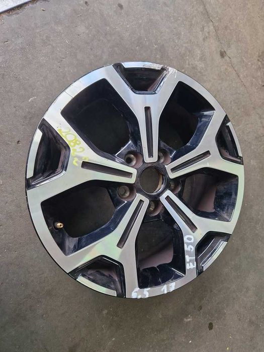 Dacia Duster Felga Aluminiowa 6.5x17  5x114.3  ET50