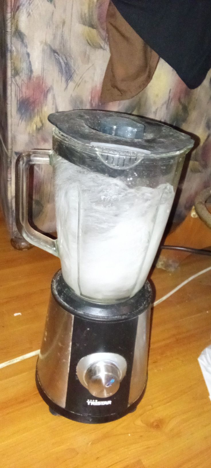 LIQUIDIFICADOR Elétrico De 6 Fotos