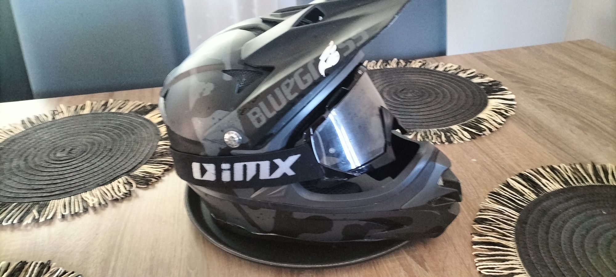 Sprzedam kask plus gogle