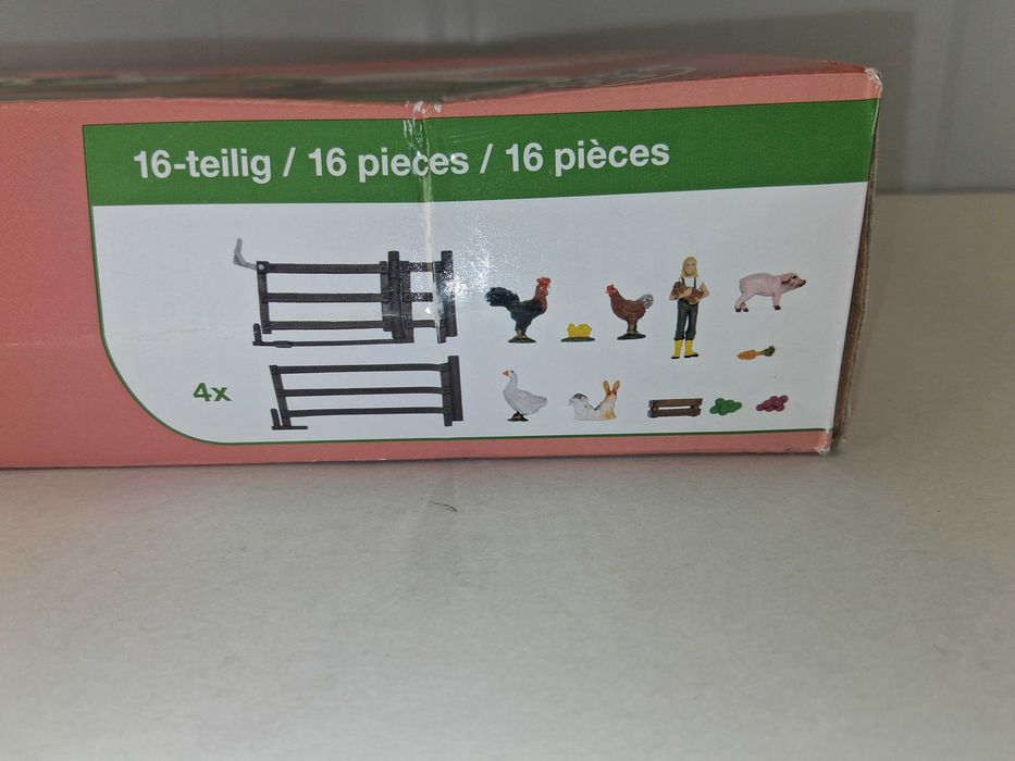 N203 Figurki Playtive Junior Farma Zwierzęta Zestaw 16 Elementów