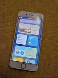 Smartfon iPhone 7 2/32 GB silver pudełko ładowarka