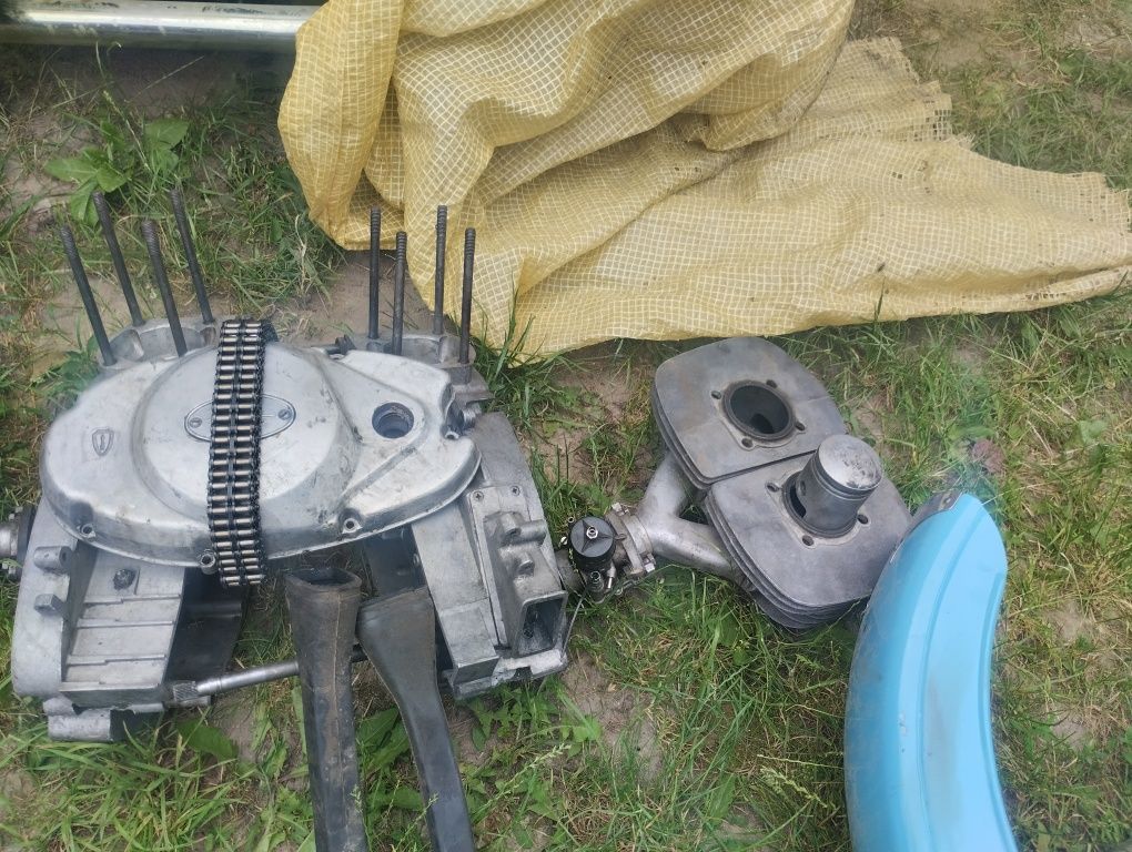 Продам покришку на іж планету