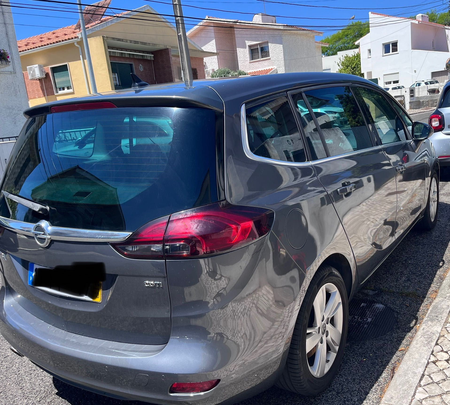 Opel Zafira 1.9 Diesel, 165cv, 7Lug, Cinza escuro, Excelente estado.