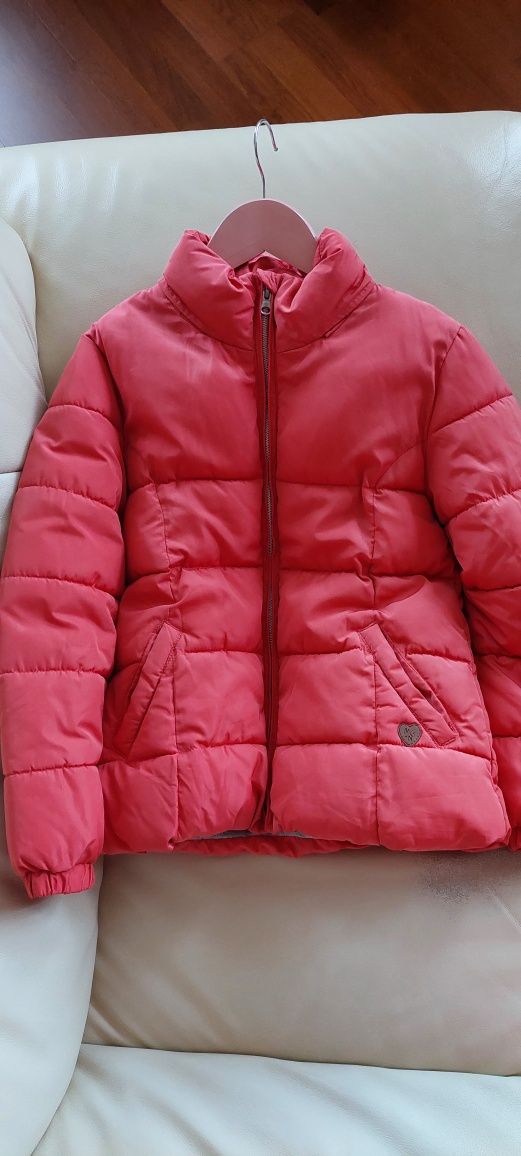 Продам куртку Манго 9-10 л.