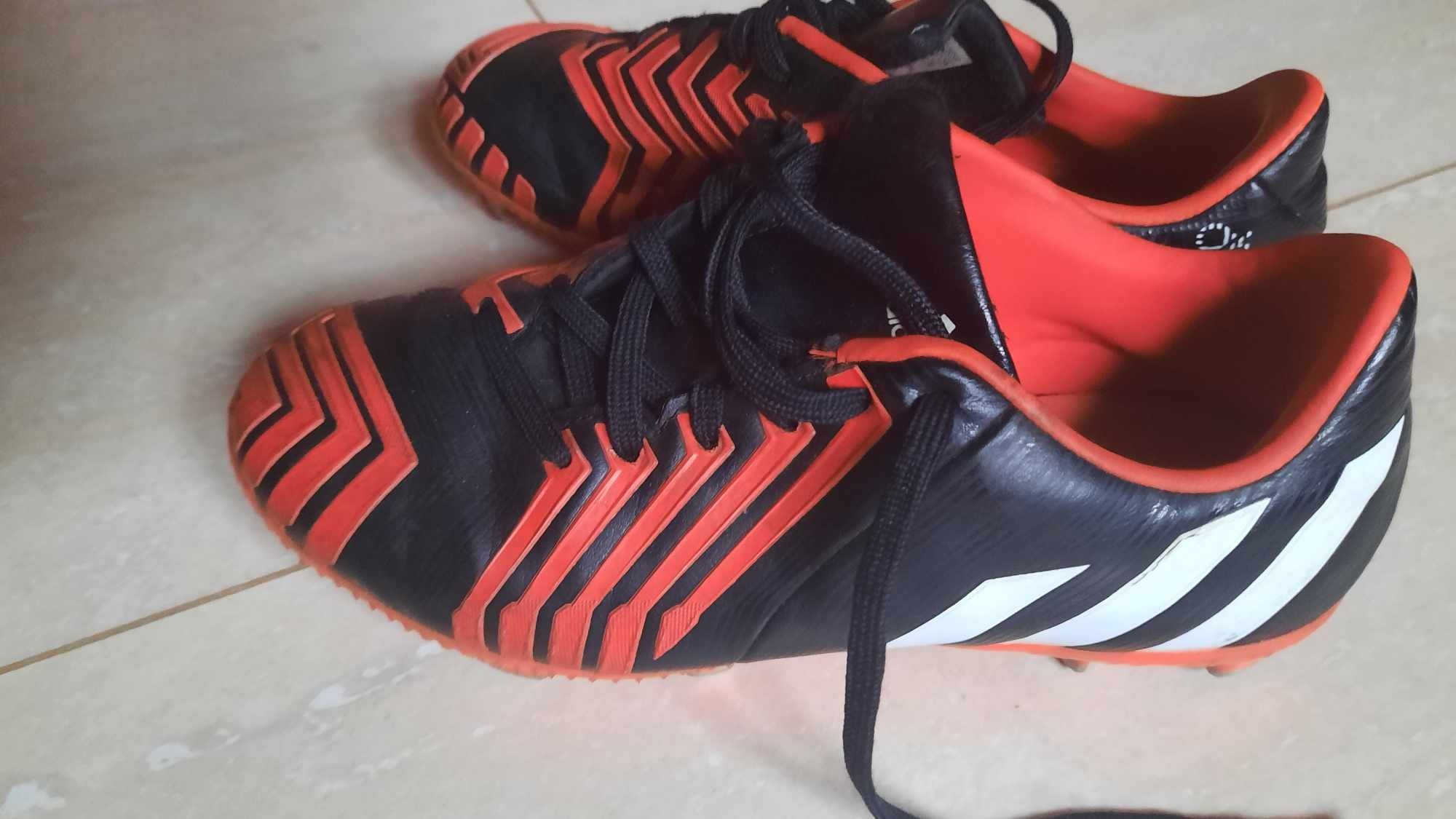 Buty korki Adidas Predator r34 wkładka 20,5-21cm