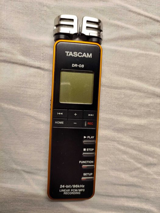 Rejestrator dźwięku dyktafon Tascam DR-08