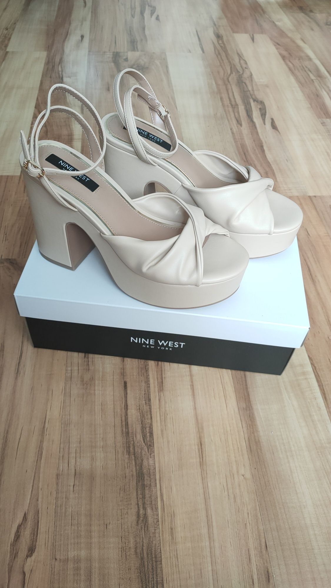 Nine West, buty na koturnie, sandały damskie