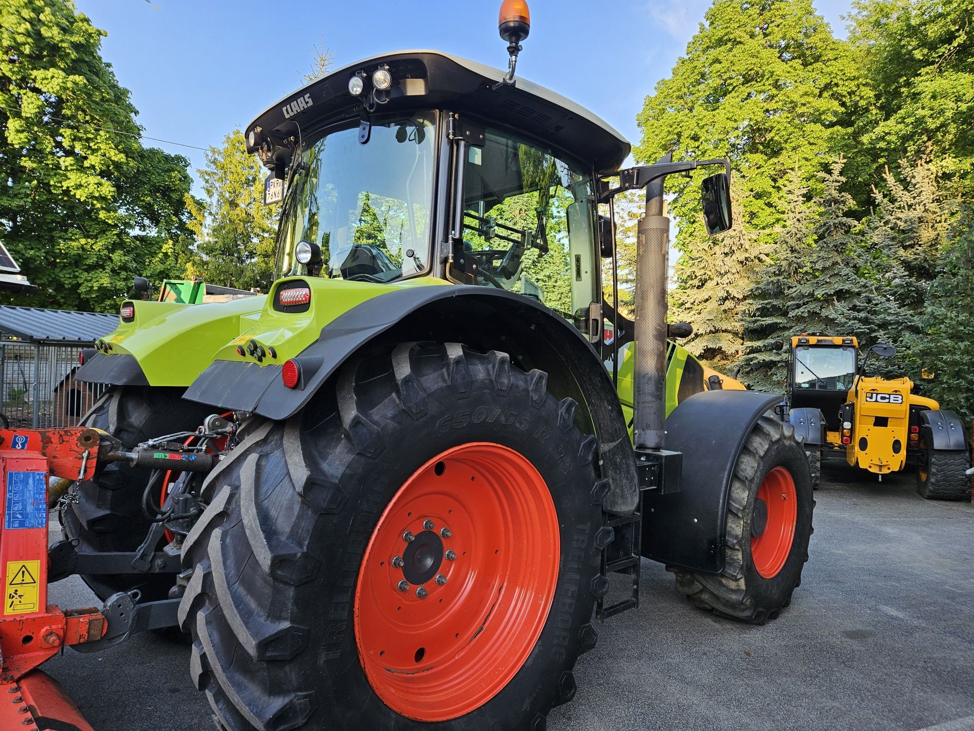 Claas Arion 620 . 50 km/h Pneumatyka
