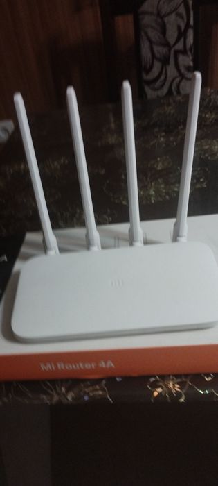 Роутер Xiaomi Mi WiFi Router 4A Global