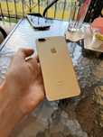 айфон 7+ в гарному стані