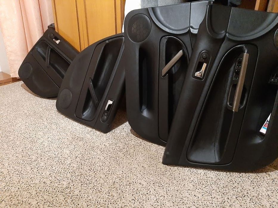 Комплект для перетяжки дверних карт пасат б5