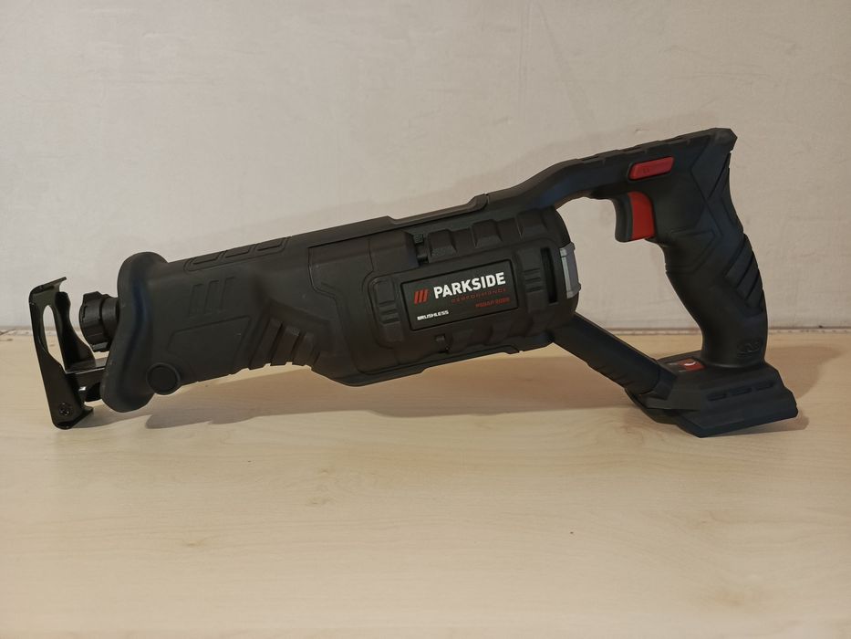 Акумуляторна шабельна пила PARKSIDE PERFORMANCE PSSAP 2028 B2 2025р