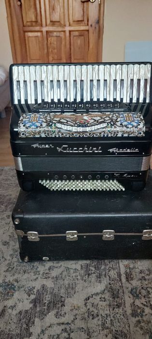 Sprzedam akordeon lucchini musette Super king