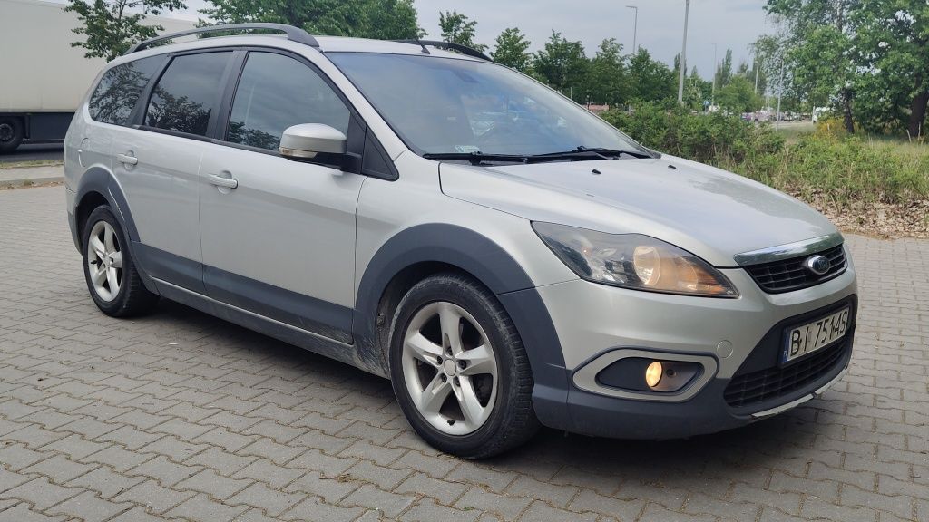 Ford Focus X-road 1,6 TDCI/HDI klimatyzacja 2010r