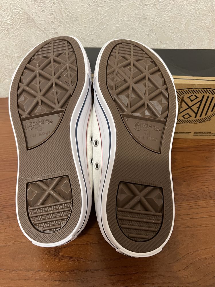 Кеди нові Converse, р.37,5