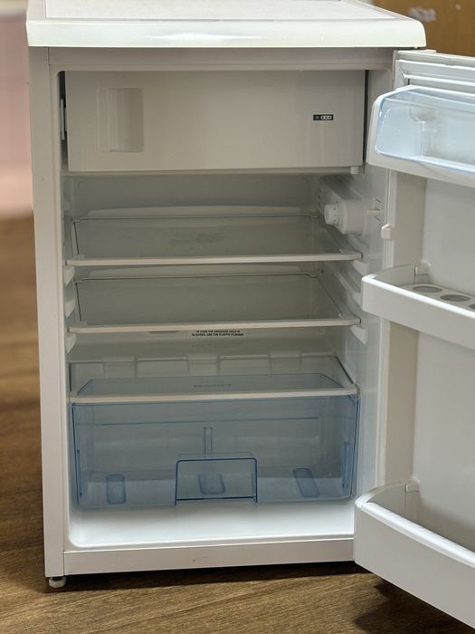 Холодильник BEKO з морозильною камерою