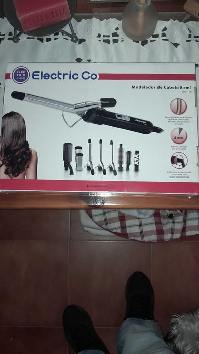Vendo modelador de cabelo novo a estrear,8 em 1.