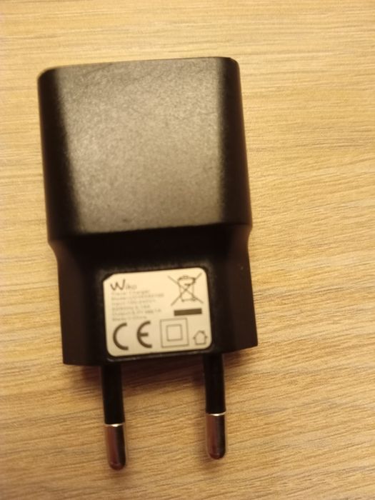 Carregador 230v /5v USB