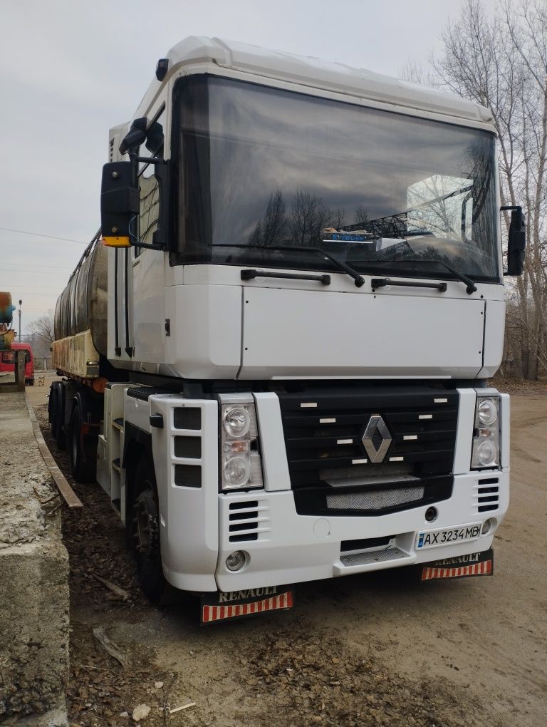 Рено Магнум 440.18T