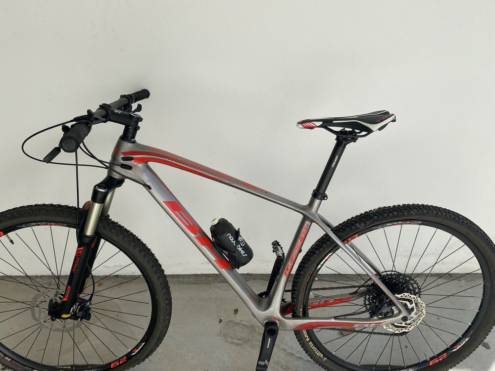 Bicicleta RH ULTIMATE RC 29