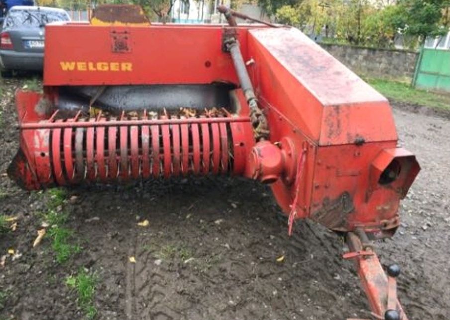 Прес підбирач WELGER AP 41 (тюковщик))