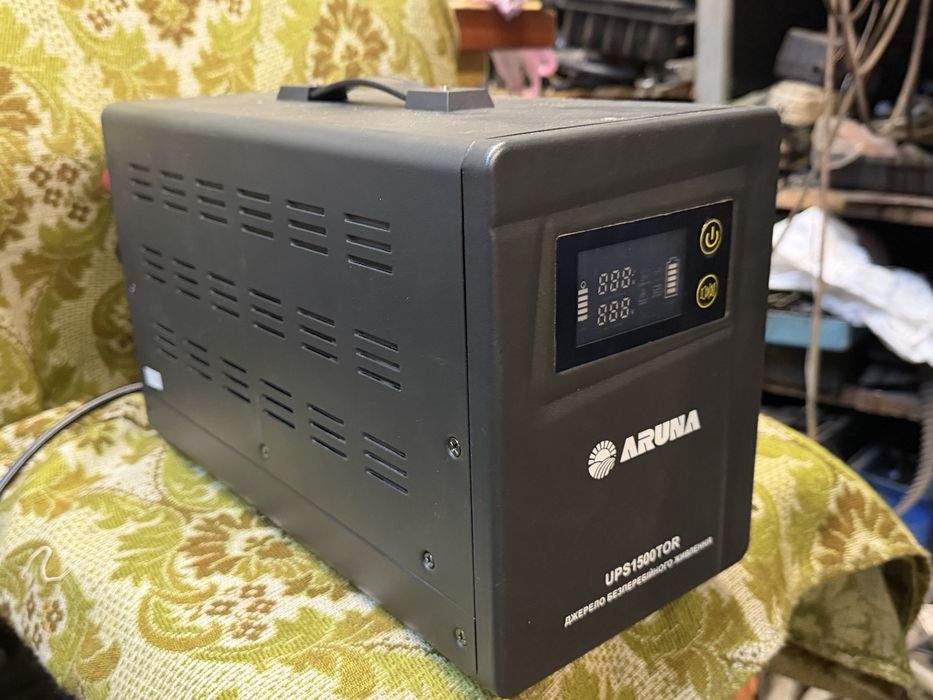 Продам Бесперебойник  ДБЖ Aruma 1000вт