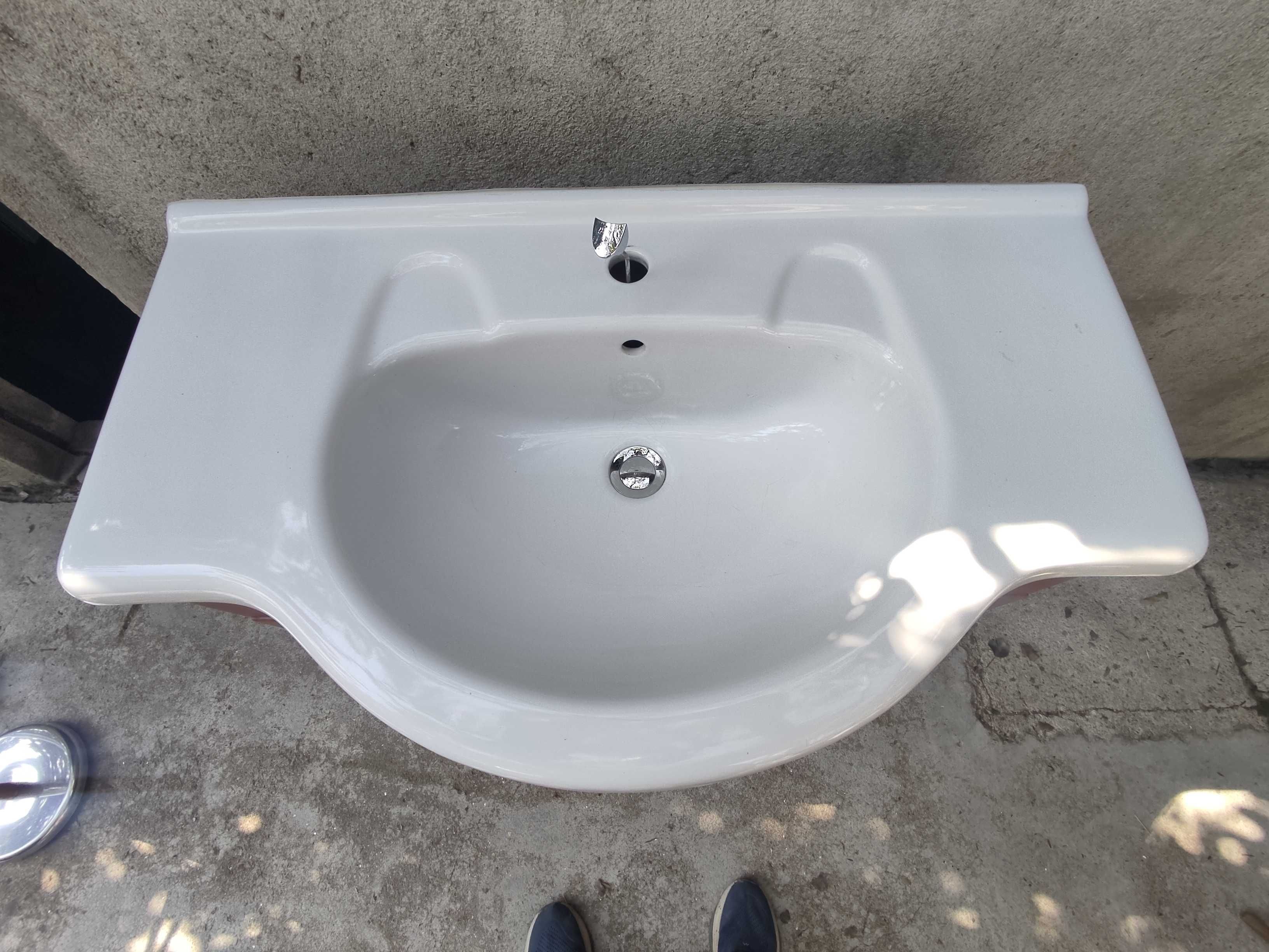 Lavatório WC com móvel