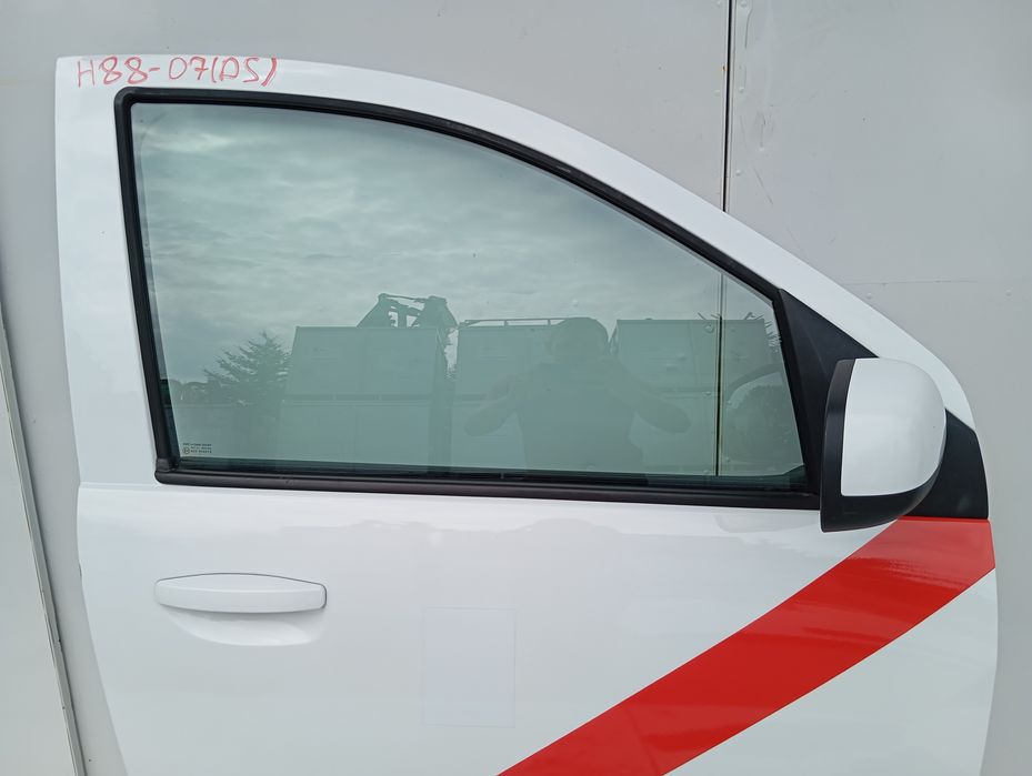 DACIA DOKKER 13-20 LODGY  drzwi Prawe Przednie przód H88-07(DS)