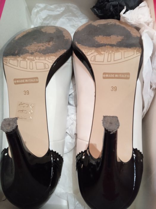 Продам  итальянские туфли  200грн