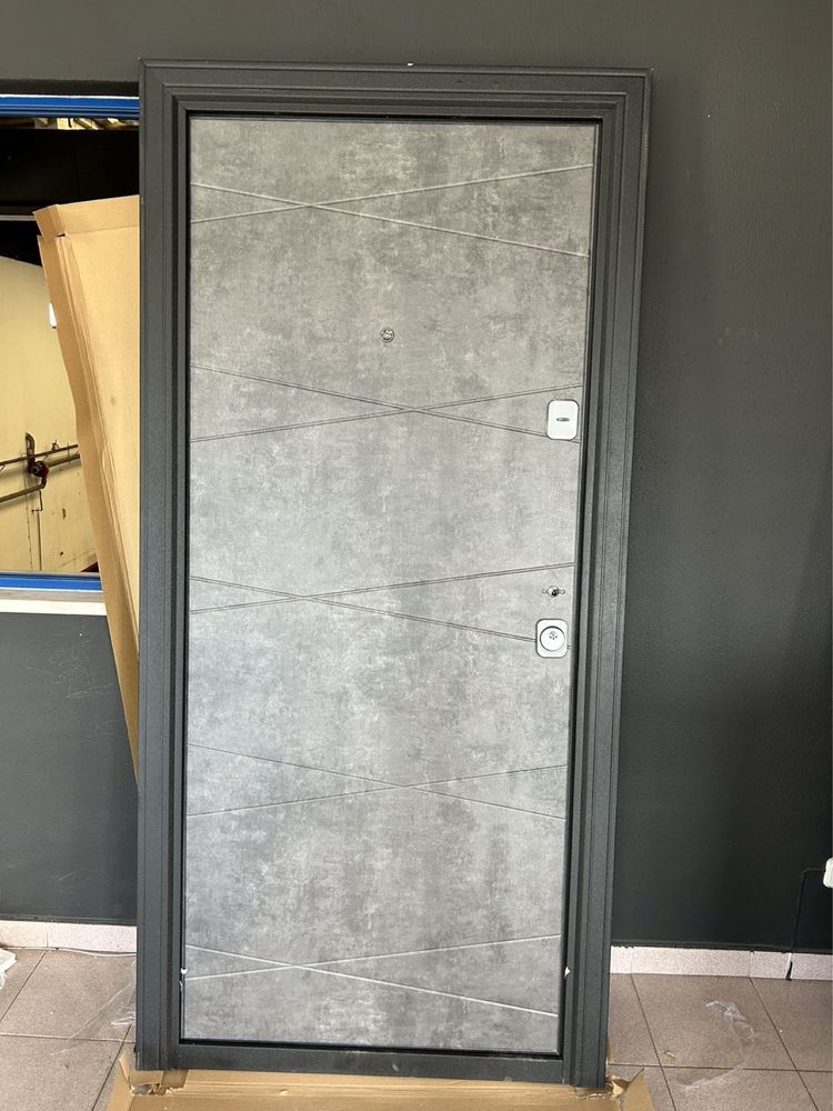 Porta Blindada de Segurança 2050 x 960 x70 mm para Interior