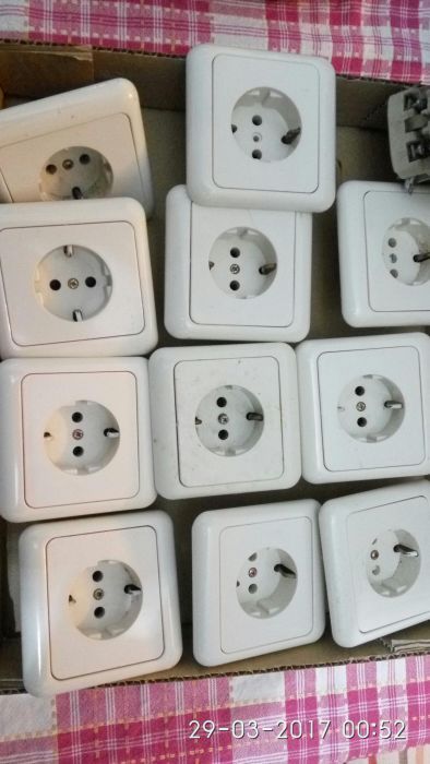 tomadas elétricas usadas