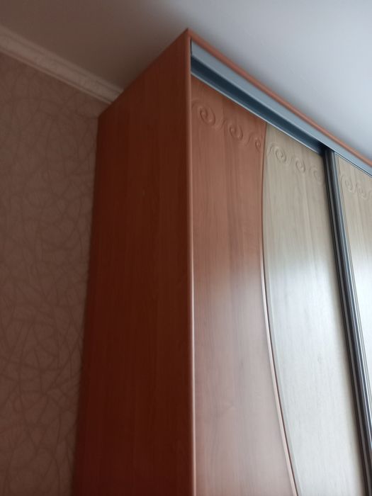 Шафа купе двохдверна