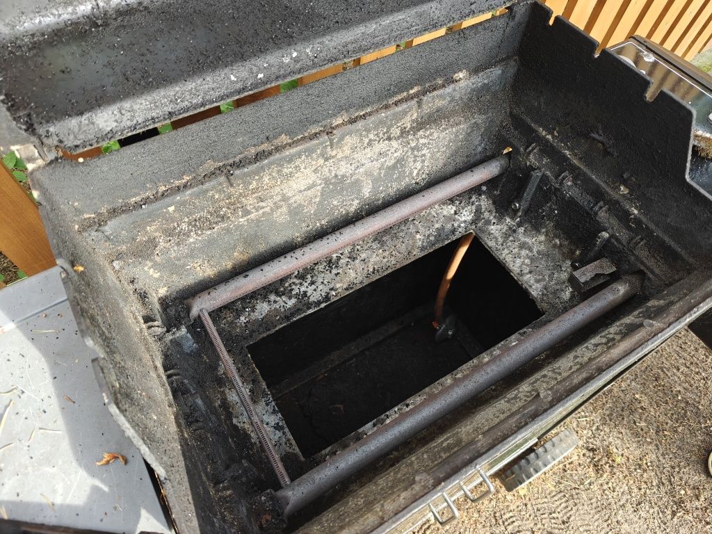 Grill Weber Spirit do remontu