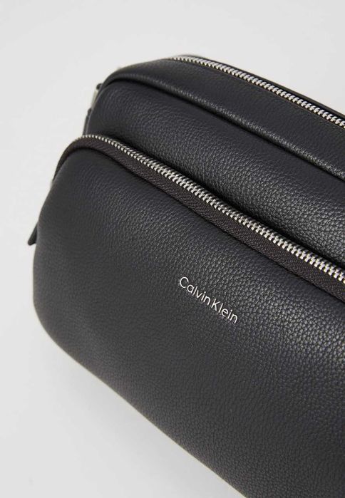 100% ОРИГІНАЛ Calvin Klein raised crossbody bag NEW сумка чорна