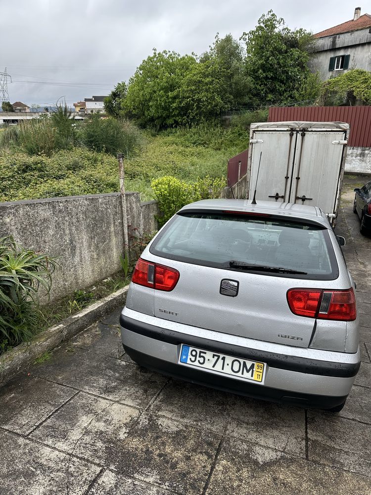 Vendo seat ibiza 1.0 MPI