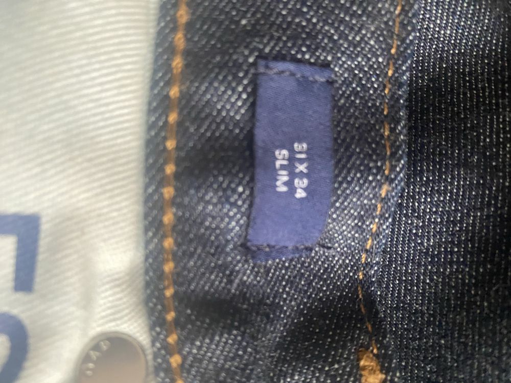 Джинси Gap slim fit 31/34, темно-сині