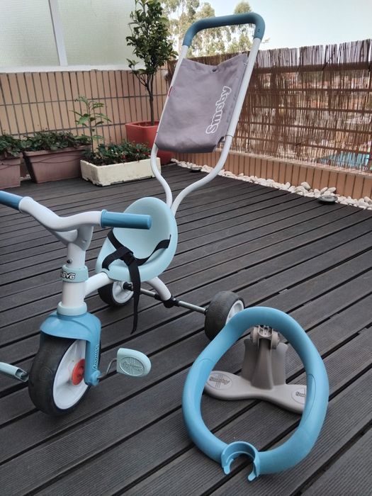 Triciclo de criança