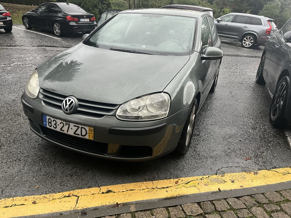 Volkswagen Golf impecável