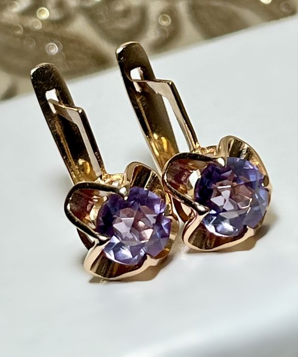 Золоті сережки радянські .Золотые серьги с александритом СССР