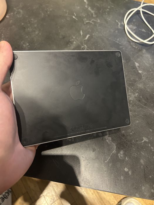 Apple Magic Trackpad A1535 - lightning, stan idealny