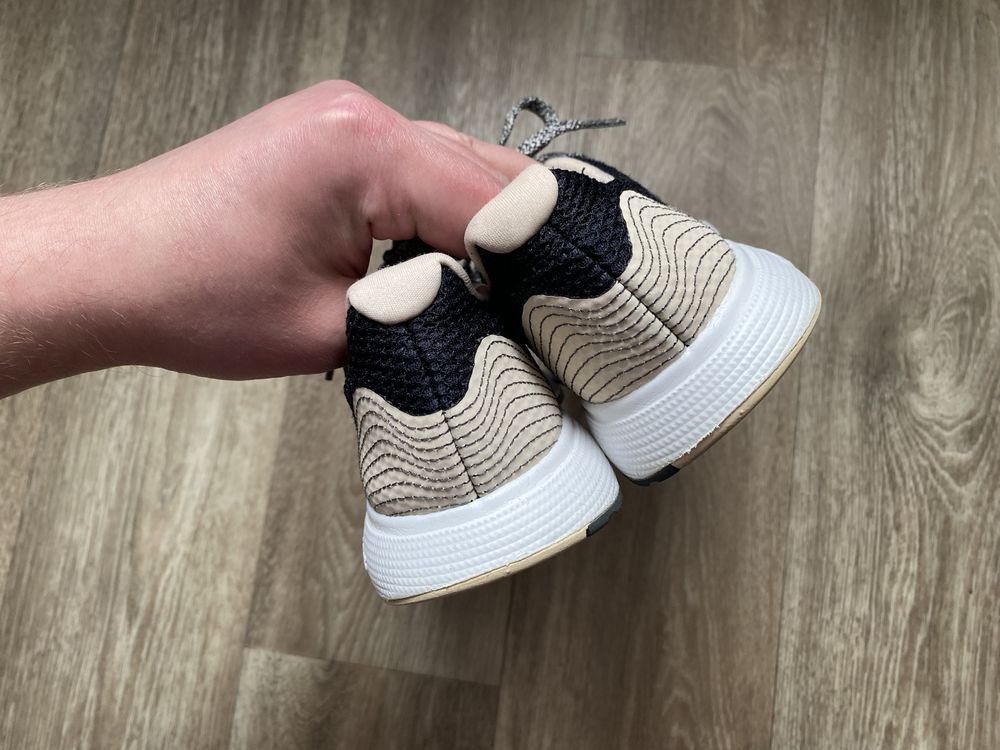 Оригінальні Бігові Кросівки Adidas Sooraj Performance EU 40