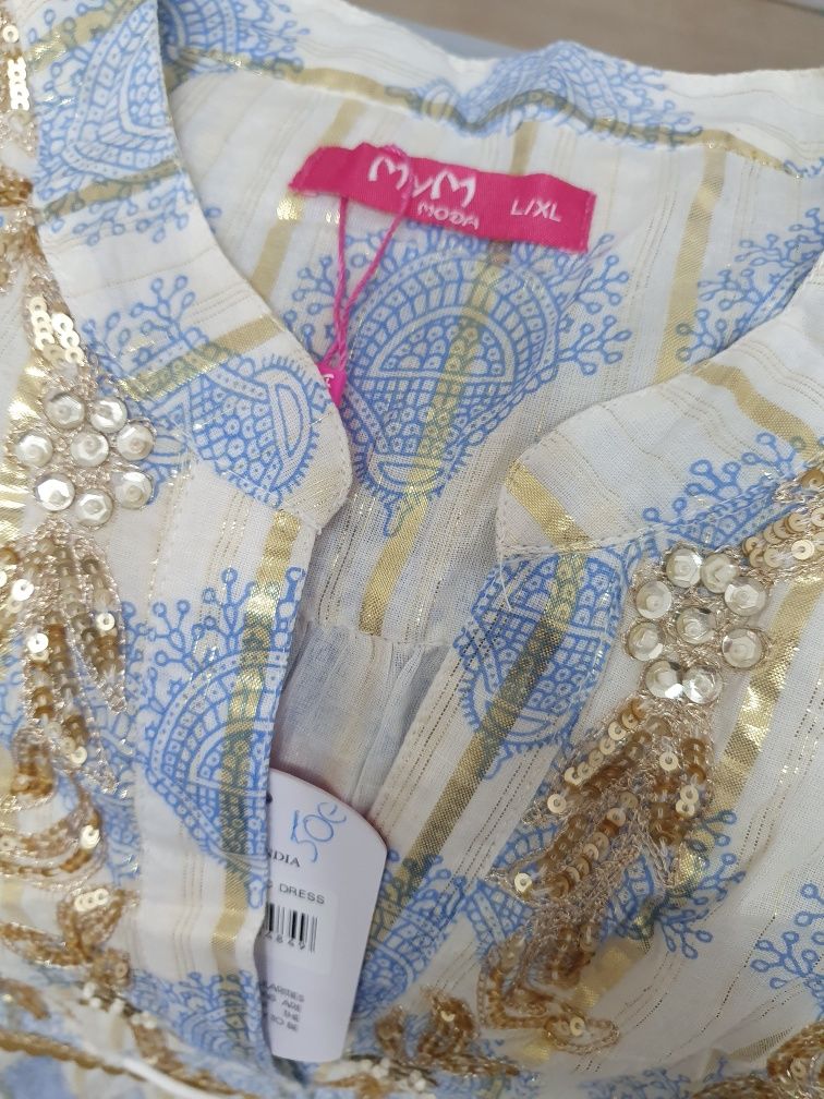 Vestido azul e dourado