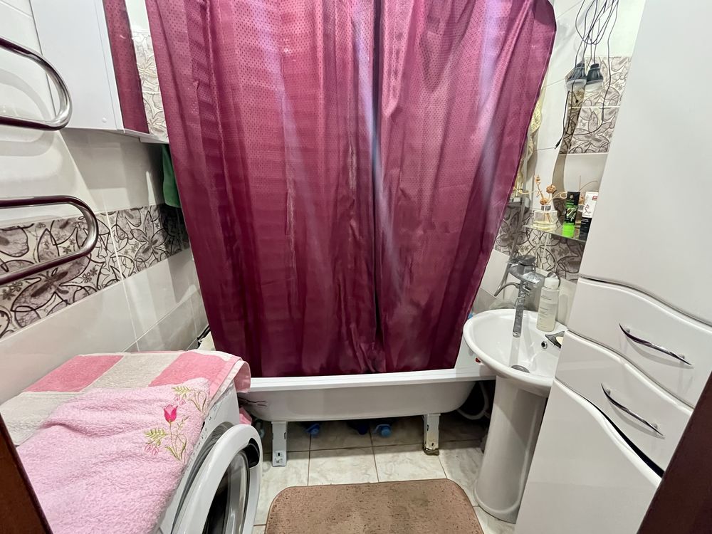 Продам велику, 4к квартиру 85м2, Шахтарське