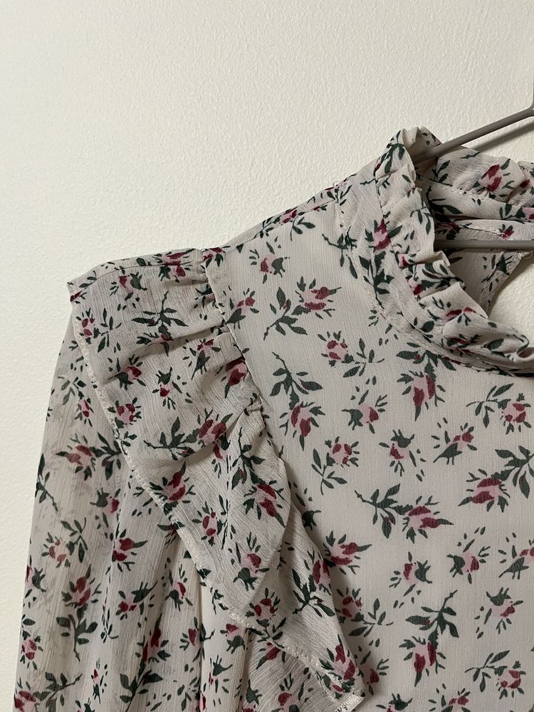 Koszula bluzka w kwiatki z falbanką Miss Selfridge rozmiar 34/36 xs/s