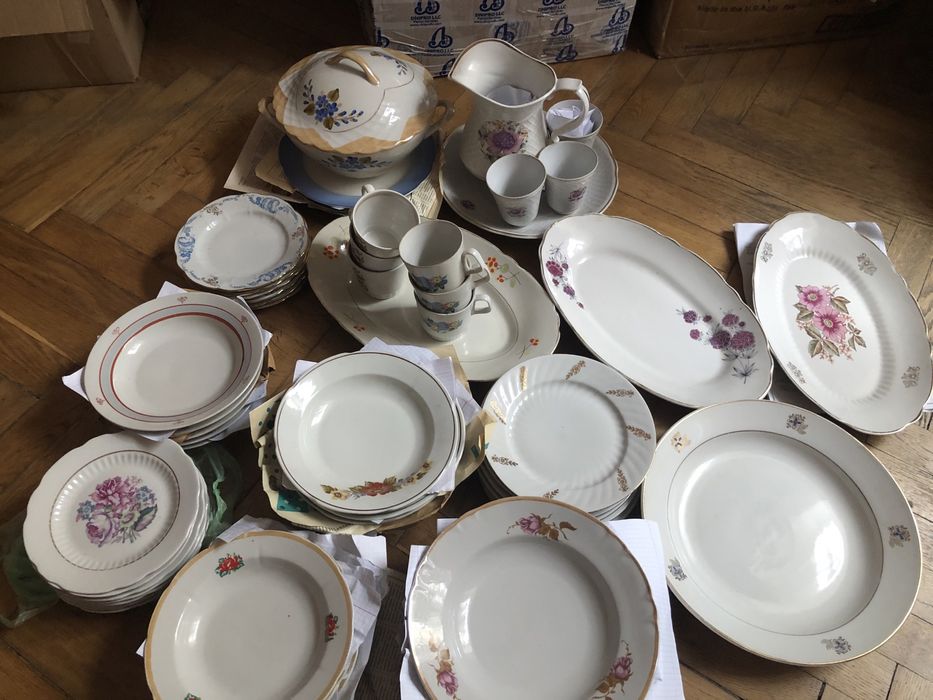 Посуд різний емальований нержавійка фарфор миски термос бідон