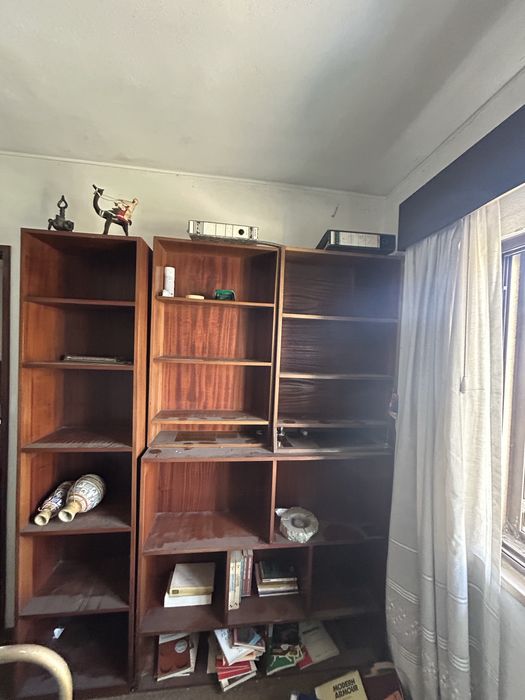 movel de madeira antigo