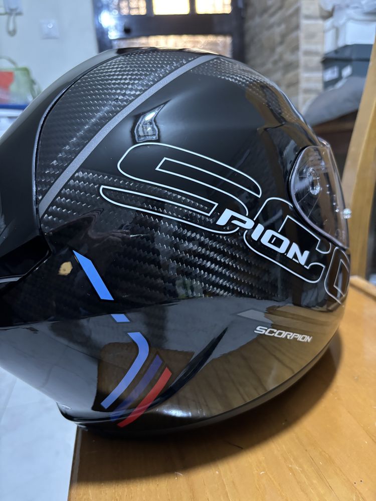 Capacete Scorpion EXO-1400 EVO II Carbon Air Reika