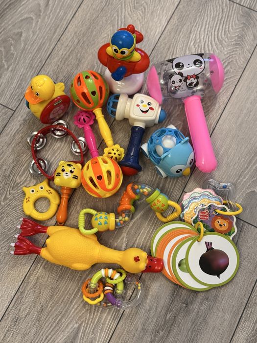 Іграшки для найменших